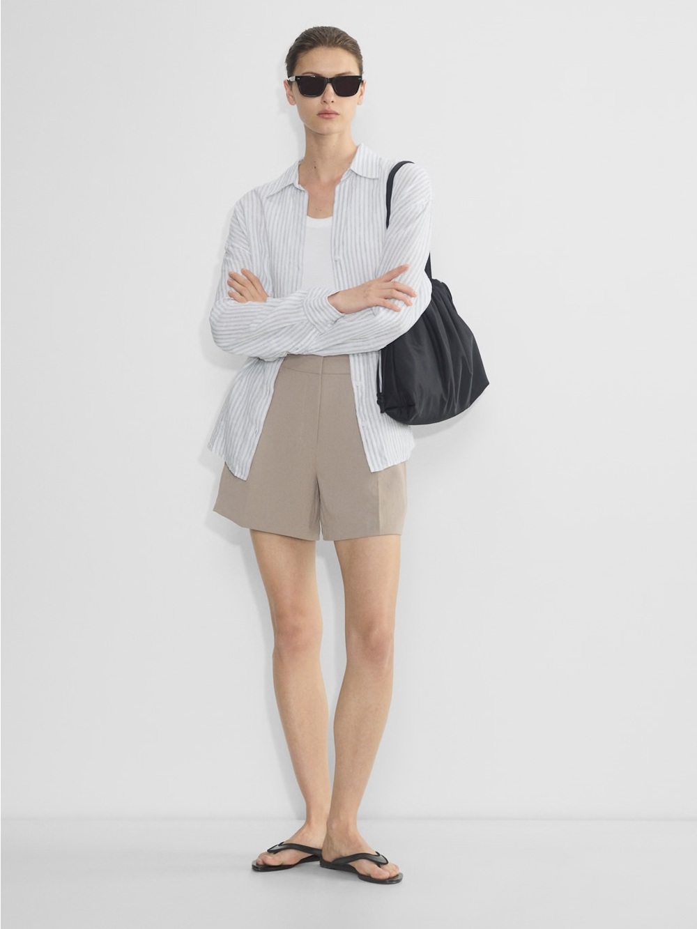 NWOT - Aritzia Effortless Shorts (Crepette)